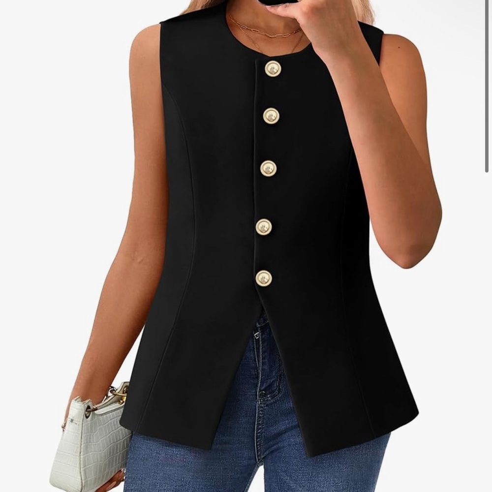 Btfbm Black Button-Front Sleeveless vest